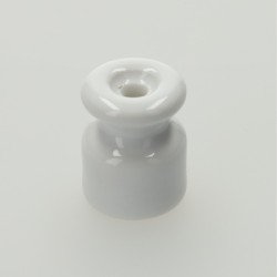 Porcelain insulator for braided wire