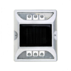 LED solar road stud + reflector